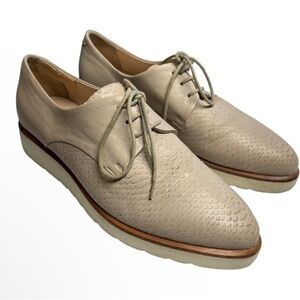 Fabiana Filippi shoes laces leather scales pattern light tan cream colored 38